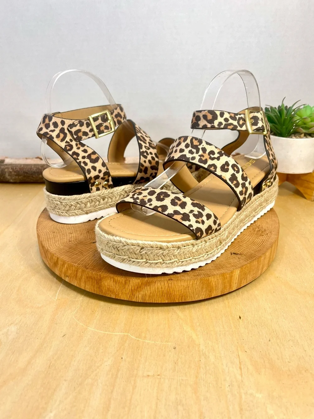 NWT Soda Bryces Cheetah Print Platform Espadrille Sandals Size 10